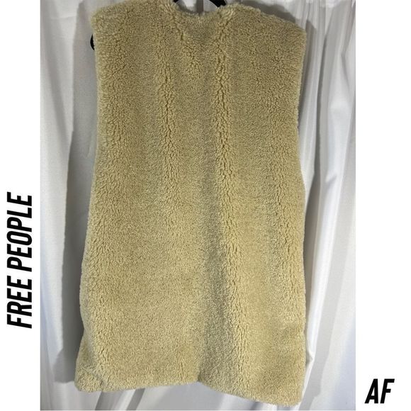 FREE PEOPLE GREAT ESCAPE TEDDY VEST NEW SIZE XL - Picture 7 of 7